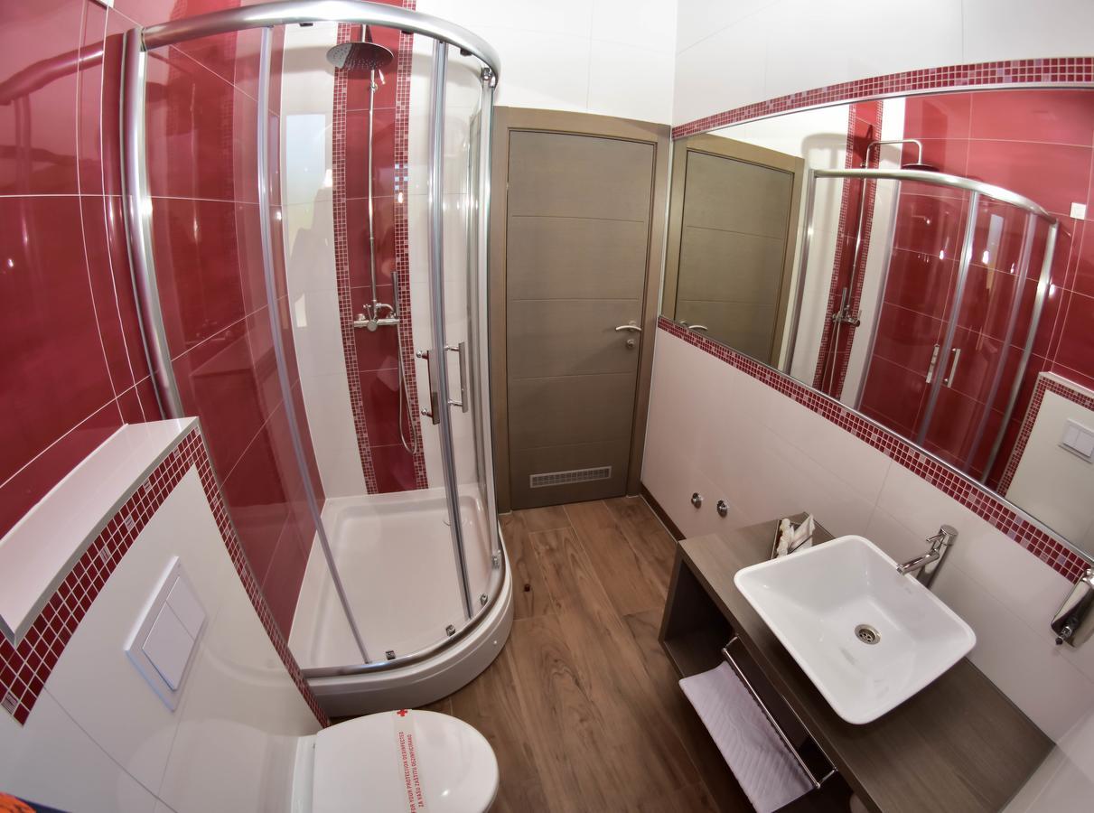 Hotel Kljuc Bagian luar foto