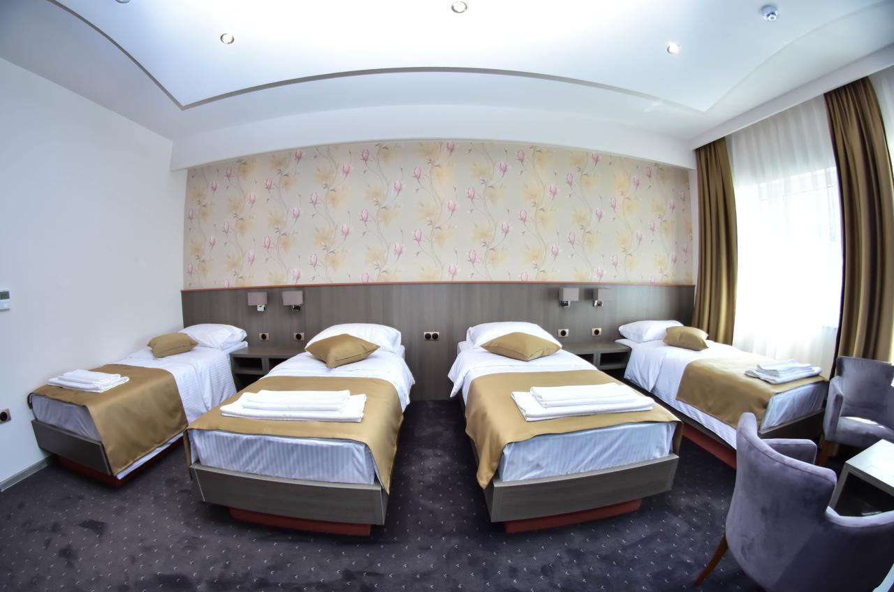 Hotel Kljuc Bagian luar foto