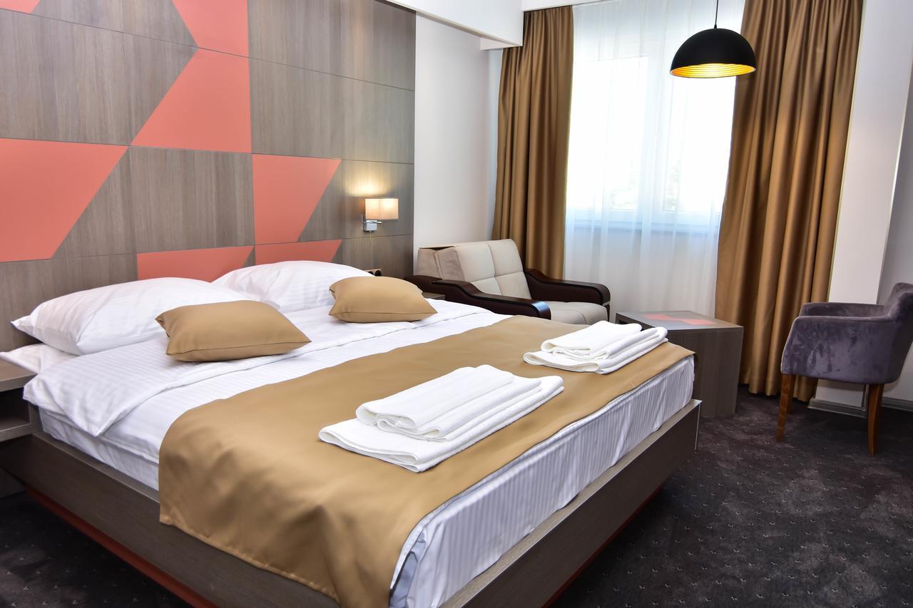Hotel Kljuc Bagian luar foto