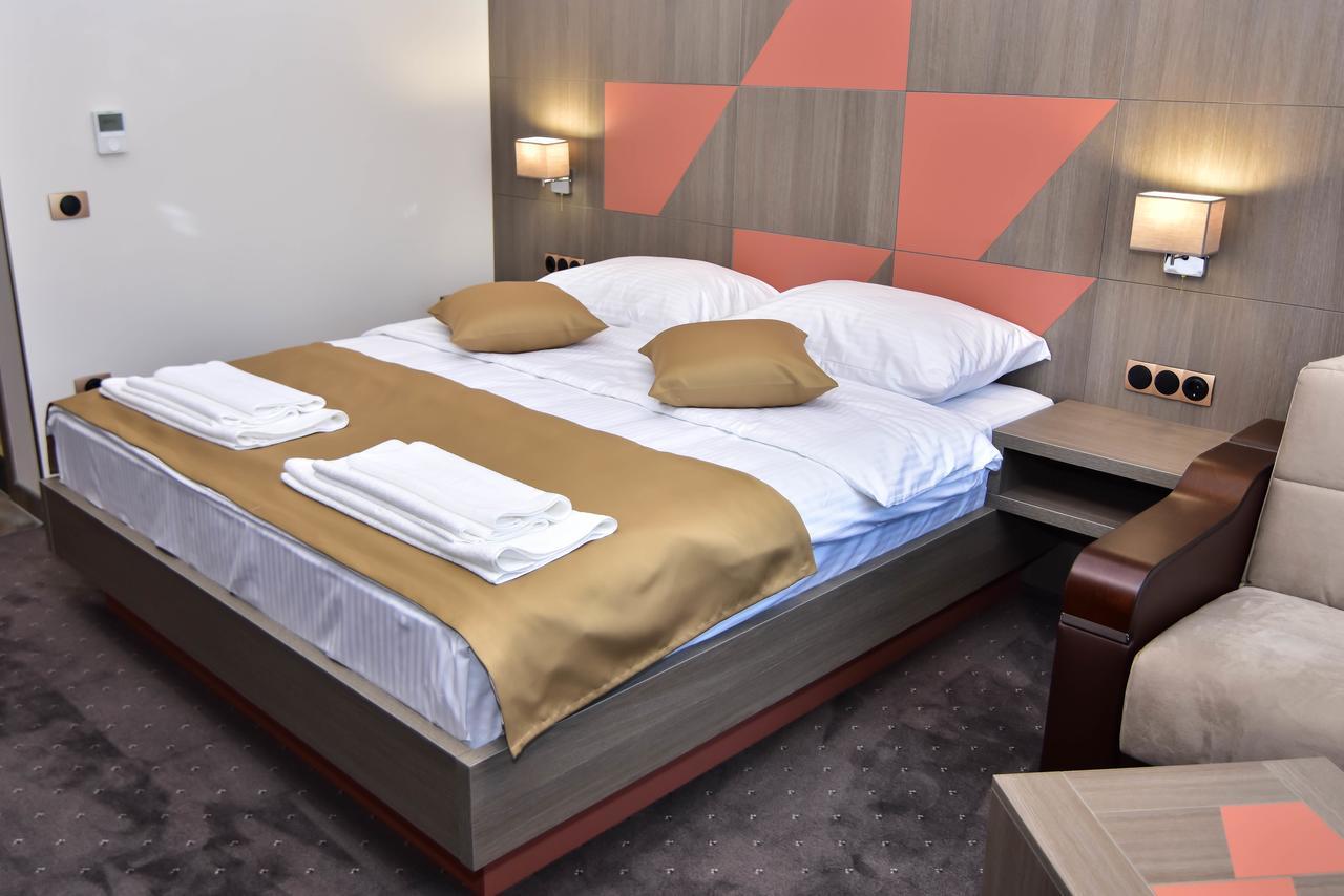 Hotel Kljuc Bagian luar foto